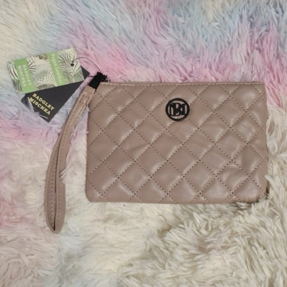 Badgley Mischka Quilted Pink Wristlet Clutch NWT Vegan Leather